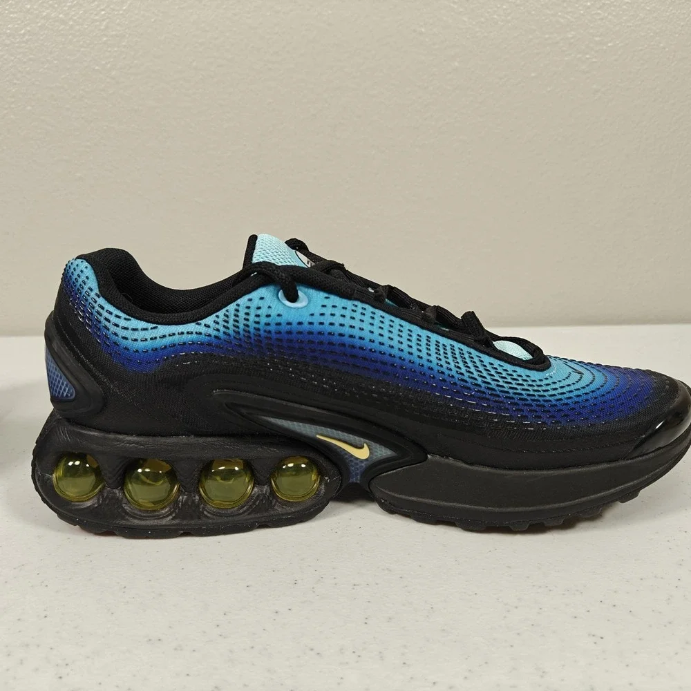 Nike Air Max DN SE Men's Size 8 Sky Blue Hyper Blue Black HM0810-401 New